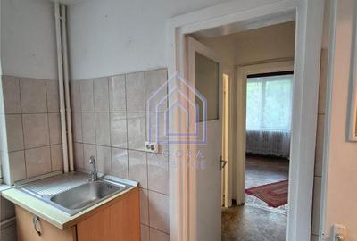Apartament cu 3 camere decomandat în Ultracentral