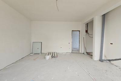 Apartament cu 2 camere semidecomandat în Km 5 - 2
