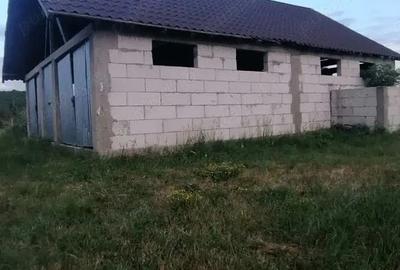 Teren de 2200 mp, în Colibași - 4