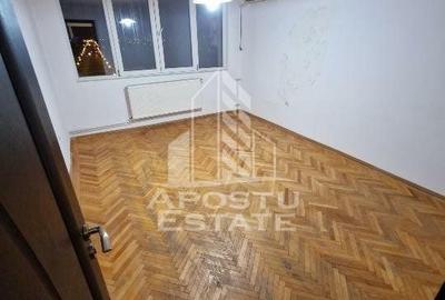 Apartament cu 3 camere decomandat în Spitalul Județean - 3