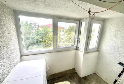 Apartament cu 3 camere decomandat în Central - 12