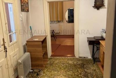 Casă cu 3 camere cu Canalizare în Chibrit - 1
