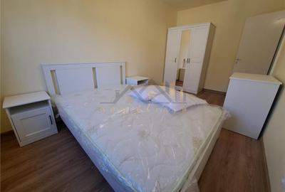 Apartament cu 3 camere semidecomandat, mobilat în Dacia - 1