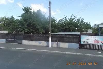 Casă cu 4 camere cu Teren 475 Mp în Ceremac