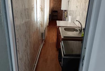 Garsonieră decomandată în Micro 14 - 7