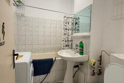 Garsonieră semidecomandată în Titan