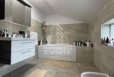 Casă individuală cu 6 camere cu Canalizare în Cărpiniș - 8