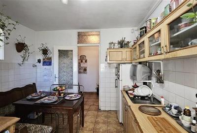 Apartament cu 4 camere decomandat în Aradului - 3
