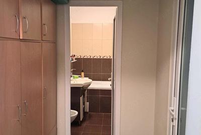 Apartament cu 3 camere decomandat în Soarelui - 16