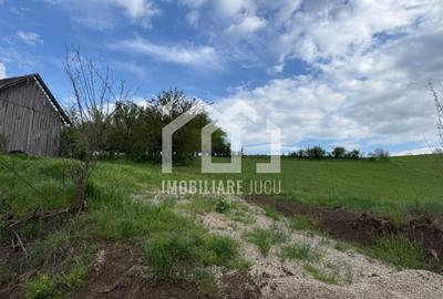 Teren Construcții intravilan de 2100 mp, în Căianu - 2