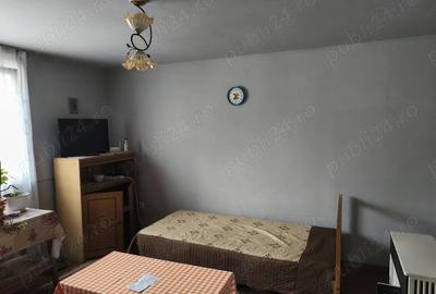 Casă cu Teren 600 Mp în Chețani - 4