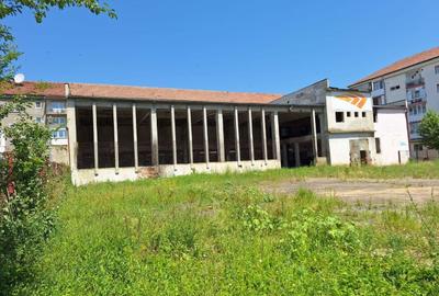 Spațiu industrial, de 640 mp, în Ștrand