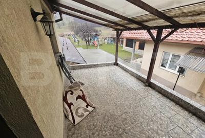 Casă cu 5 camere cu Teren 4381 Mp în Central - 13