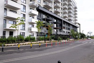 Spațiu comercial, de 217 mp, în Baza 3