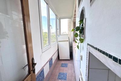 Garsonieră decomandată în Unirii