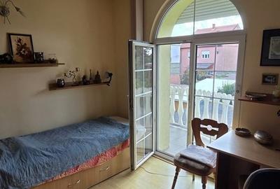 Apartament cu 3 camere în Central - 5
