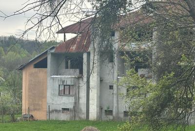 Casă individuală cu 16 camere cu Teren 5000 Mp în Malu Vârtop - 5