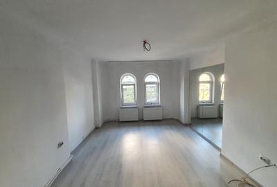Apartament cu 3 camere decomandat în Dorobanți - 2