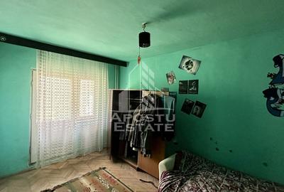 Apartament cu 3 camere decomandat în Aradului - 4