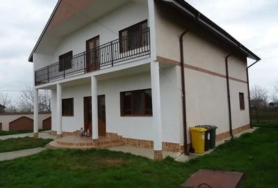 Casă în Central - 1