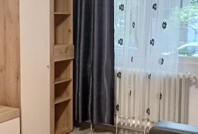Apartament cu 3 camere decomandat în Valea Ialomiței - 1