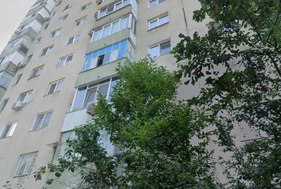 Apartament cu 2 camere decomandat în Berceni