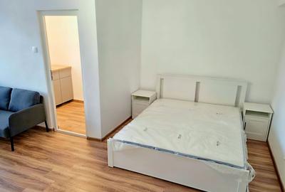 Garsonieră decomandată, mobilată în Tomis Nord