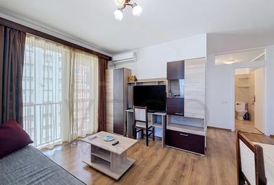 Apartament cu 2 camere semidecomandat, mobilat în Central