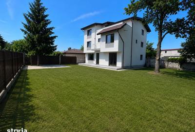 Casă cu 9 camere cu Teren 660 Mp în Domnești - 3