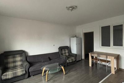 Apartament cu 2 camere semidecomandat în 7 Noiembrie - 2