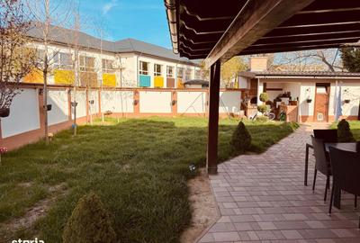 Casă cu 4 camere cu Canalizare în Central