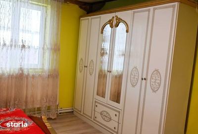 Casă cu 4 camere cu Teren 140 Mp în Central