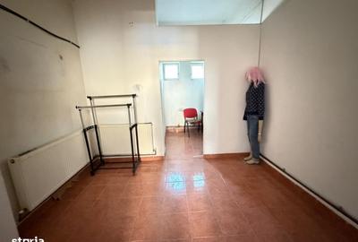 Spațiu comercial, de 54 mp, în Viișoara