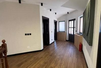 Casă cu 6 camere cu Teren 3400 Mp în Mănăstirea Humorului - 14