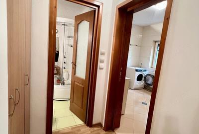Apartament cu 4 camere decomandat în Central - 3