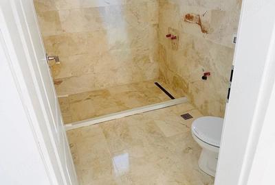 Casă cu 4 camere cu Teren 528 Mp în Central