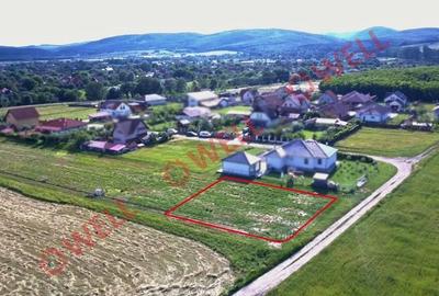 Teren Construcții intravilan de 729 mp, în Arcuș - 2