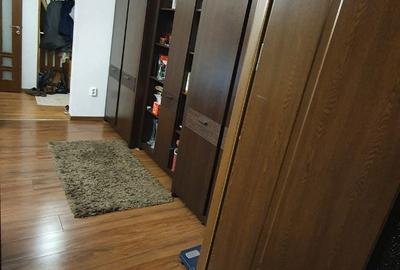 Apartament cu 2 camere semidecomandat în Aleea Carpați - 1