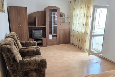 Apartament cu 2 camere decomandat în Piața Centrală - 10