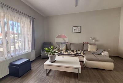 Casă individuală cu 9 camere cu Teren 373 Mp în Lazaret