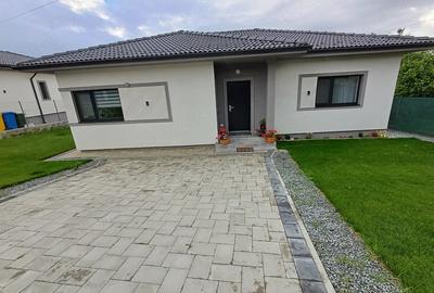 Casă cu Teren 500 Mp în Central - 7