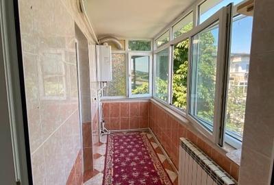 Apartament cu 3 camere decomandat, mobilat în C5 - 9