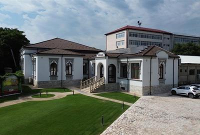 Spațiu comercial, de 411 mp, în Ultracentral - 8