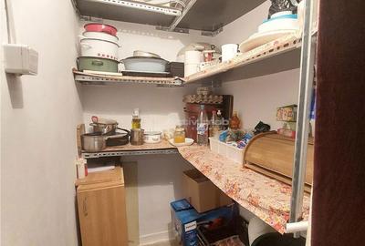 Apartament cu 4 camere semidecomandat în Micro 5 - 14