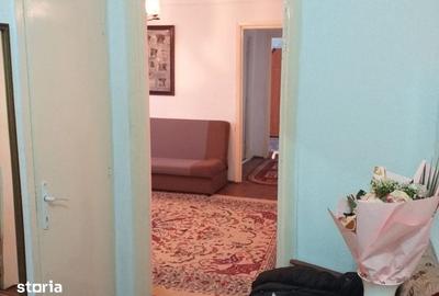 Apartament cu 2 camere în Podu Roș