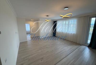 Apartament cu 4 camere decomandat în Florești