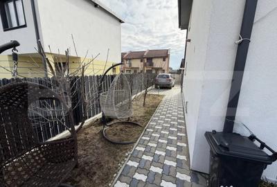 Casă cu 4 camere cu Teren 175 Mp în Micești