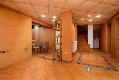 Casă individuală cu 5 camere cu Teren 180 Mp în Romană - 13