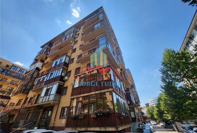 Apartament cu 2 camere semidecomandat în Roșu