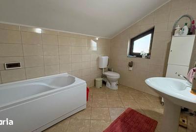 Casă cu 5 camere cu Teren 761 Mp în Aroneanu - 5